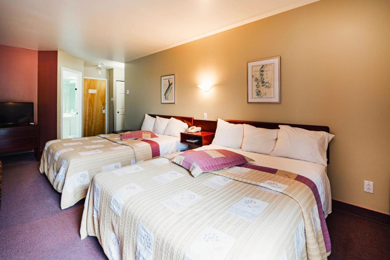 Auberge Harris Saint-Jean-sur-Richelieu Exterior photo